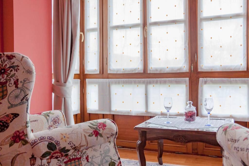 Вилла La Casona De La Bisa Коломбрес Экстерьер фото